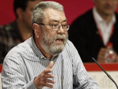 El secretario general de UGT, Cándido Méndez, durante su intervención en la inauguración del 41 Congreso confederal del sindicato que se celebra hasta el sábado, 13 de abril, en Madrid, bajo el lema "La unión por el trabajo. Acción y Solidaridad". EFE/Ballesteros