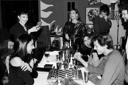 Los asistentes a la cena.