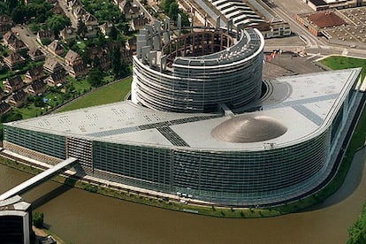 Imagen aérea del edificio sede del Parlamento Europeo, en Estrasburgo.