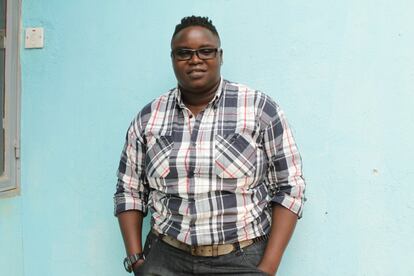 Jay Abang, de 33 años, es fundadora y directora de la ONG Health and Right Initiative (HRI) con sede en Lira, en el norte de Uganda. La misión de la HRI es promover los derechos y el bienestar de las personas LGBTI de las zonas rurales de Uganda, donde están más discriminadas y sufren más agresiones que en la capital, Kampala. 