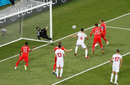 Harry Kane, antes de anotar el primer gol para la selección inglesa.