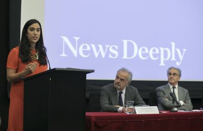 Lara Setrakian, durante su intervención en el acto de la Escuela de Periodismo UAM-EL PAÍS.