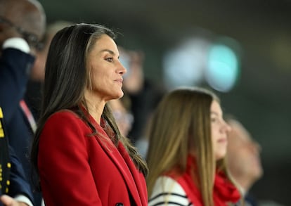 La reina Letizia y la infanta Sofía, en el palco durante la final. 