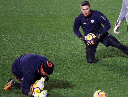 Kepa, portero del Athletic, en el entrenamiento de este viernes. 