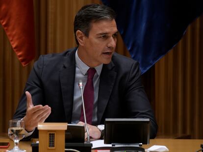 El secretario general del PSOE y presidente del Gobierno, Pedro Sánchez, interviene en la reunión interparlamentaria del Grupo Parlamentario Socialista, en septiembre de 2021.