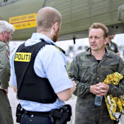 Peter Madsen, depois de ser resgatado do naufrágio do Nautilus, em 11 de agosto.