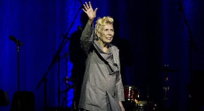 Joni Mitchell, en un concierto homenaje en Toronto en 2013.