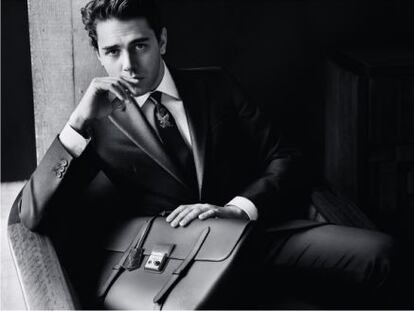 Xavier Dolan en uno de los anuncios de la firma.
