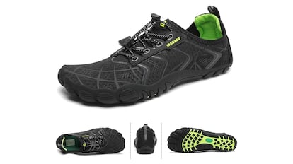 Zapatos barefoot en color negro.