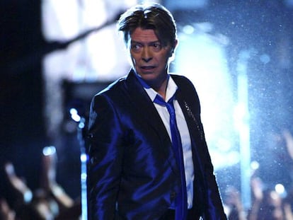 David Bowie no Radio City Music Hall, em Nova York, em 2002