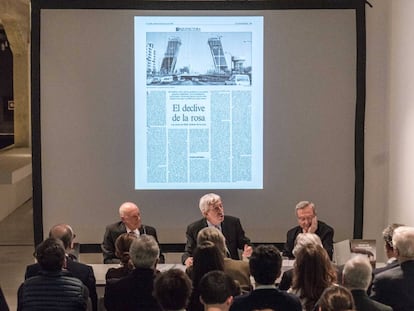 Norman Foster, Luis Fernández-Galiano y Rafael Moneo, ayer, en la sede de Ivorypress en Madrid.