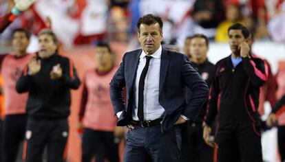 Dunga en el partido entre Brasil y Perú.