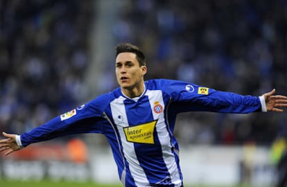 El jugador deportivista Callejón celebra un gol ante el Espanyol
