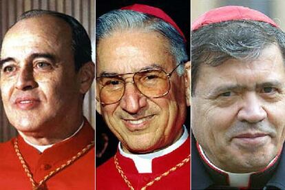 De izquierda a derecha, Óscar Rodríguez Maradiaga, Jorge Bergoglio y Claudio Hummes.