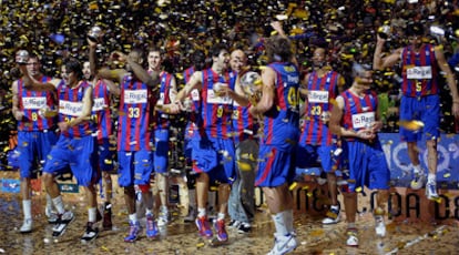 El conjunto azulgrana celebra el triunfo en la cancha