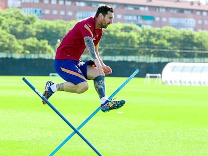 Messi, en un entrenemiento con el Barça