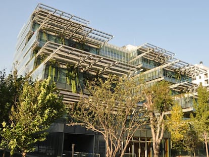 Edificio ecológico en la Universidad de Tsinghua, Beijing.