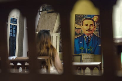 An image of José Gregorio Hernández inside the San Antonio María Claret parish on Tuesday, in Maracaibo (Venezuela).