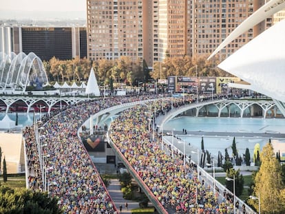 Aspecto del último Maratón Valencia, donde participaron 25.000 corredores.