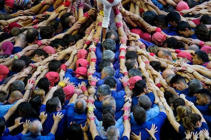 Miembros de la colla de Mataró, este domingo en Tarragona.