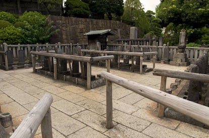 Tumbas de los 47 'ronin' en el templo Sengakuji de Tokio.