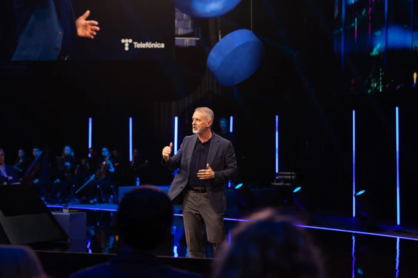 Murtra exige a los directivos de Telefónica pasar de la estrategia a la acción 