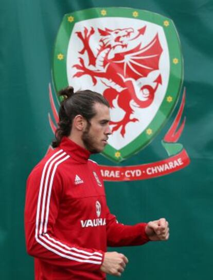 Bale, durante un entrenamiento con Gales.