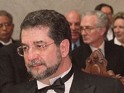 José A. Pascual (Salamanca, 1942).