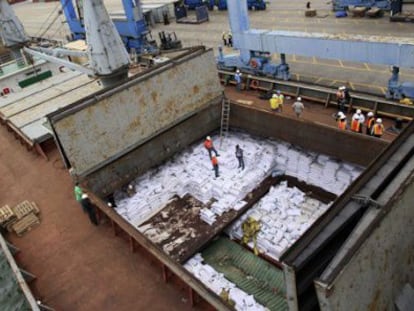 El barco norcoreano interceptado en julio de 2013 en Panamá.