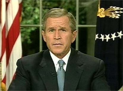 El presidente estadounidense, George Bush, se dirige a la nación en un mensaje televisado desde la Casa Blanca.