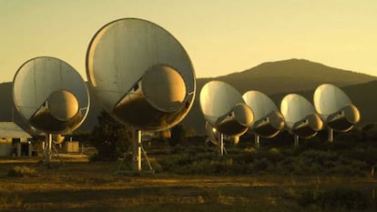 Telescopios con los que el Instituto SETI busca se&ntilde;ales de inteligencia extraterrestre