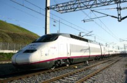 El AVE S100 de Alstom cruzará la frontera hacia París.