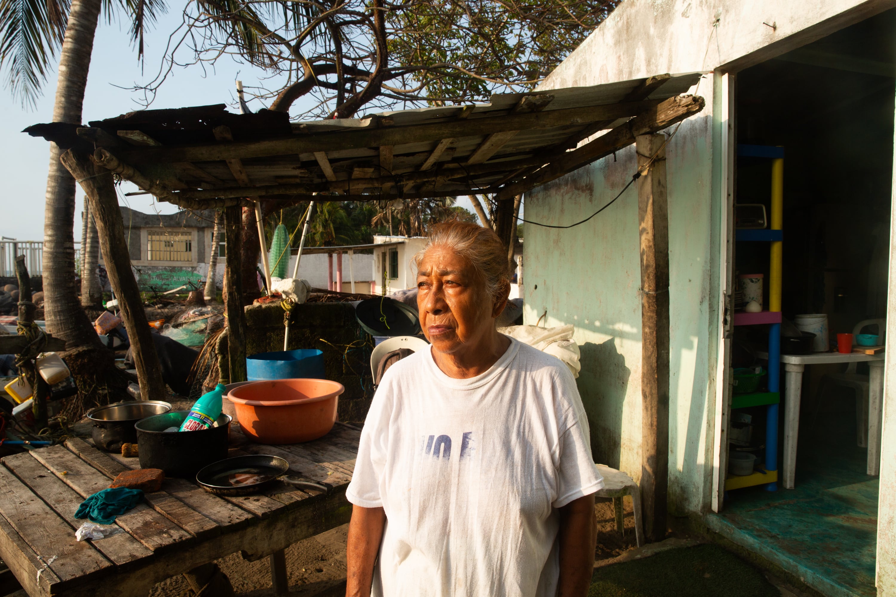 Victoria Reyes Sosa en su casa, en Las Barrancas, Veracruz.