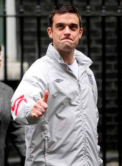 El cantante Robbie Williams.