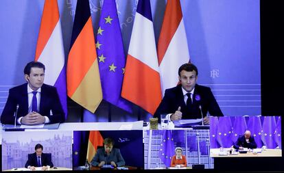 El presidente francés, Emmanuel Macron, y el canciller austriaco, Sebastian Kurz, en Bruselas este martes.