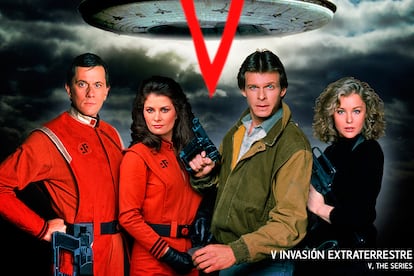 Varios de los intérpretes de la serie 'V, invasión extraterrestre' (1983).
