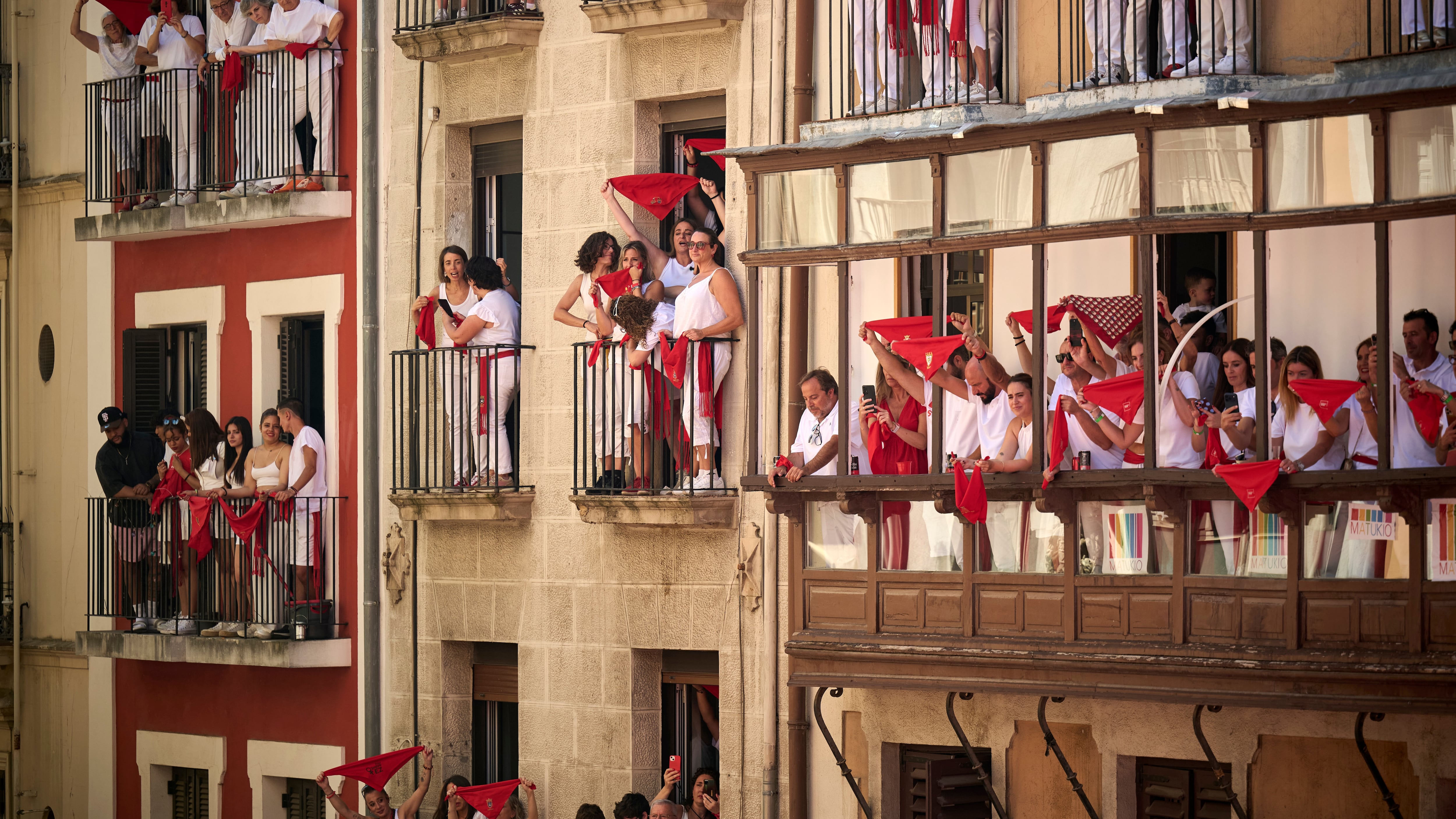 Primer encierro de San Fermín, en directo | Sigue la carrera de sanfermines de la ganadería Fuente Ymbro