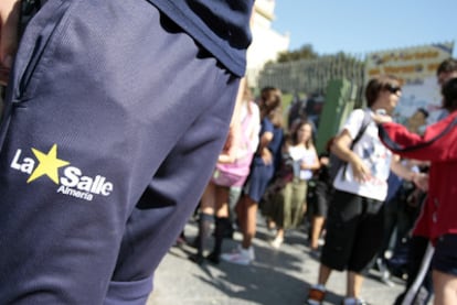 Salida de escolares del colegio La Salle de Almería, uno de los sancionados.