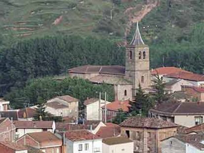 Una vista panorámica de Baños de Río Tobía, el pueblo riojano donde ocurrió el dramático accidente que costó la vida a Juan Carlos Vallejo.