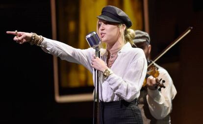 Miley Cyrus en la gala en homenaje a George Clooney, en 2018.