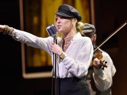 Miley Cyrus en la gala en homenaje a George Clooney, en 2018.