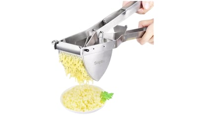 Este triturador de patatas cocidas es fácil de usar, resistente y muy duradero.