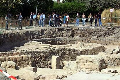 Vista de los restos del anfiteatro romano hallado en Córdoba.