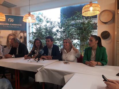 Carlos Mazón durante el desayuno con los medios en Castellón.