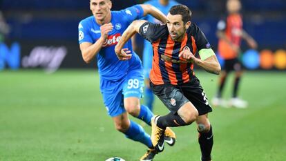 Darijo Srna, en un partido contra el N&aacute;poles en septiembre.