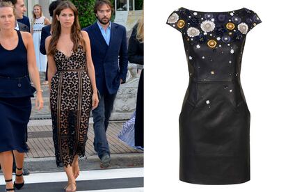 A la izquierda, Dasha Zhukova con un vestido de menos de 300 euros de Self Portrait. A la derecha, vestido de Topshop de más de mil euros.