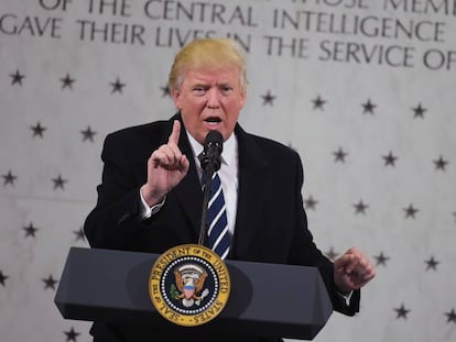 Donald Trump en la sede la CIA el 21 enero, un d&iacute;a despu&eacute;s de ser elegido presidente.