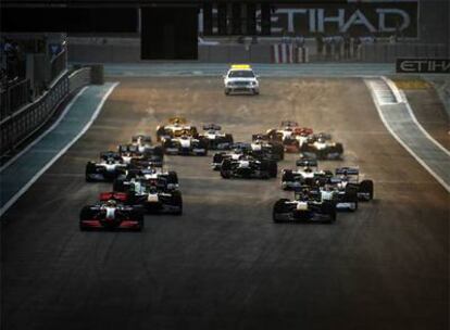 Imagen de la salida del Gran Premio de Abu Dabi.