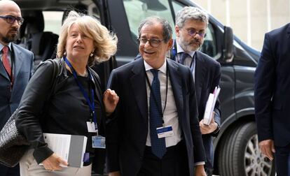 El ministro de Finanzas italiano, Giovani Tria, a su llegada a la reunión del Eurogrupo, en Luxemburgo.