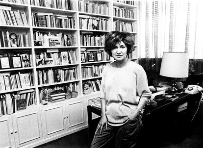 La autora Lídia Jorge, retratada en Lisboa en 1980, cuando se publicó su primera novela, 'O Dia dos Prodígios'. Fotografía cedida por la autora.